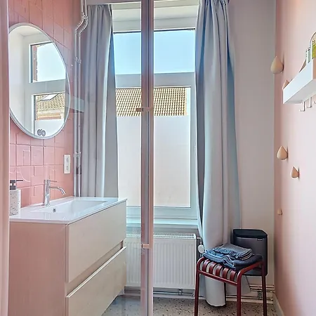 Bed And Bert Λουβέν