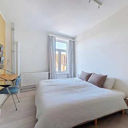 Bed And Bert Λουβέν